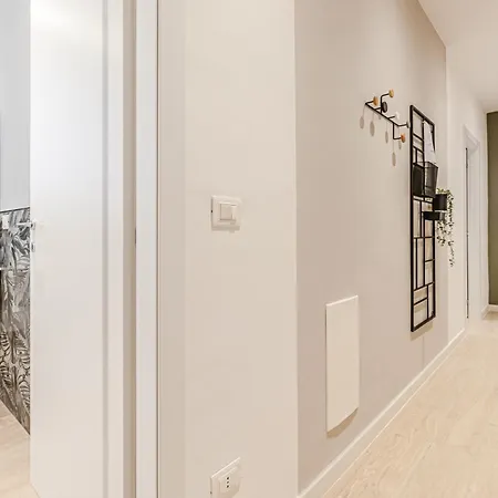 Discover Apartment